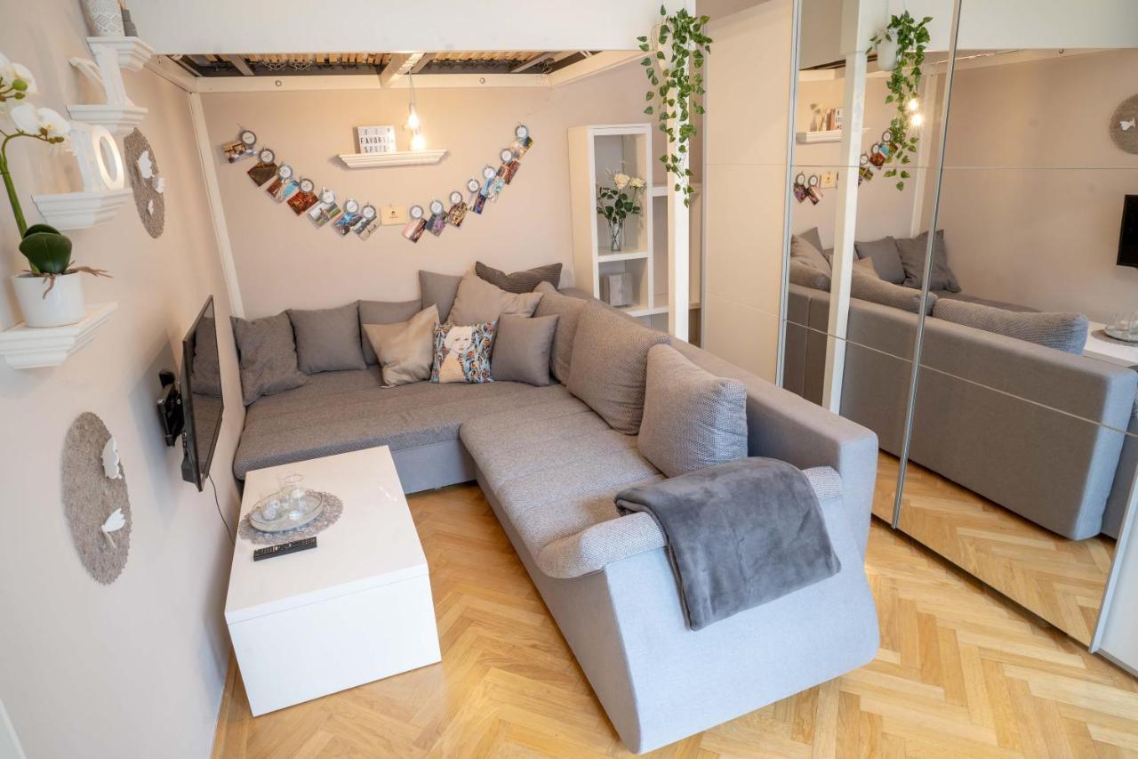 Cozy Modern Nest In The Heart Of Vienna With Netflixアパートメント エクステリア 写真